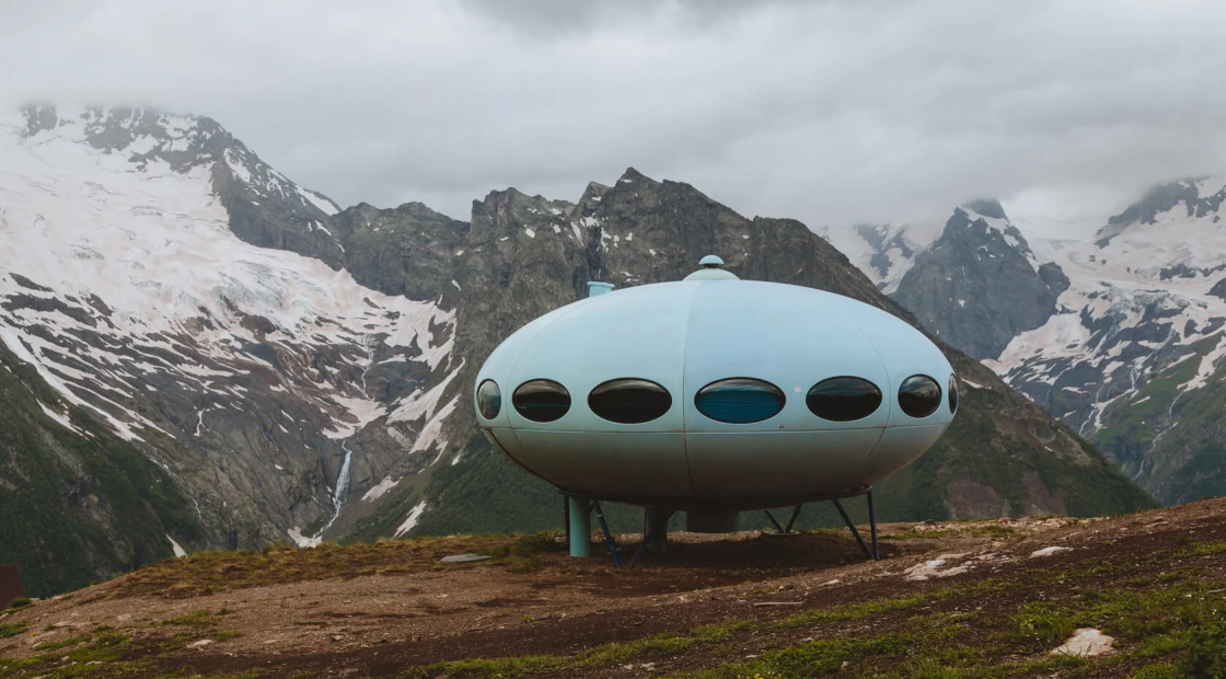 Гостиница «Тарелка» по проекту Матти Сууронена в Домбае, Карачаево-Черкессия © Андрей Белавин