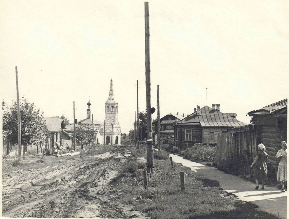 Вид на Никольскую церковь, 1960 год © chebo / pastvu.com