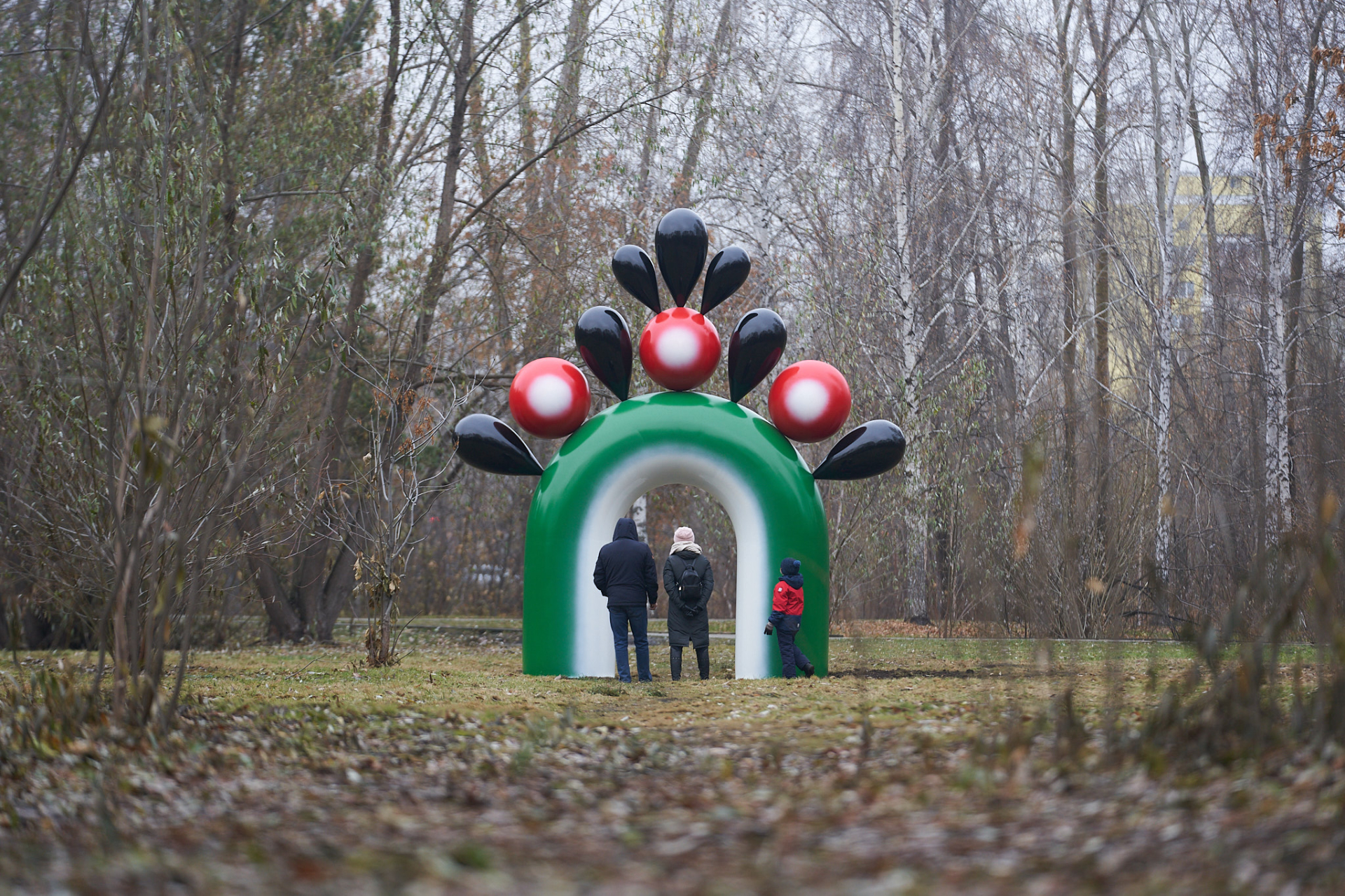 Красил Макар. Скульптура «Портал» © Фестиваль «ЧО»