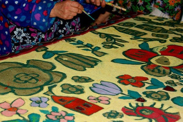 Процесс создания брезентовых ковров © udmurt.er.ru