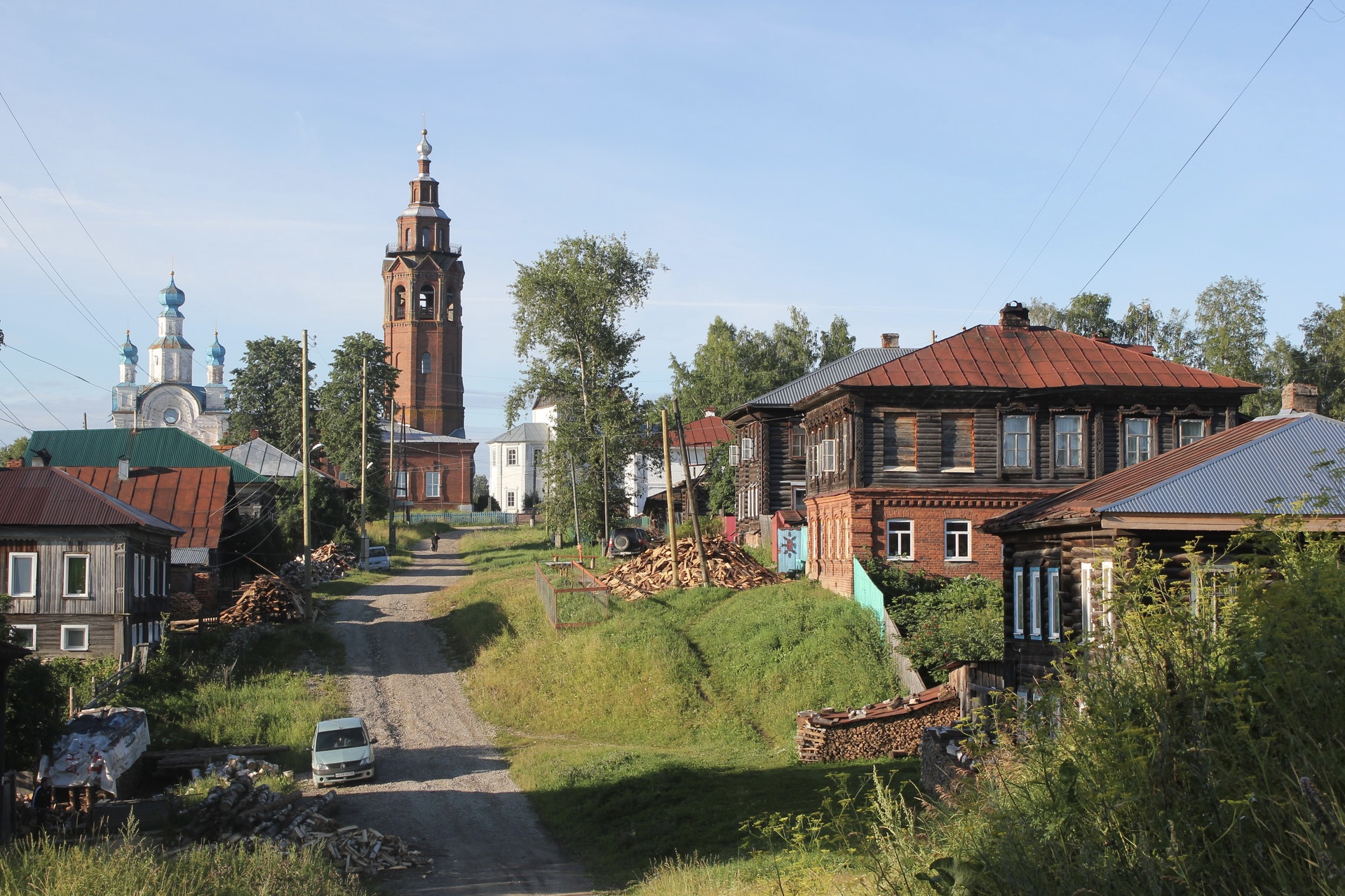 Вид на Воскресенский собор с колокольней в Чердыни © Дмитрий Сасин