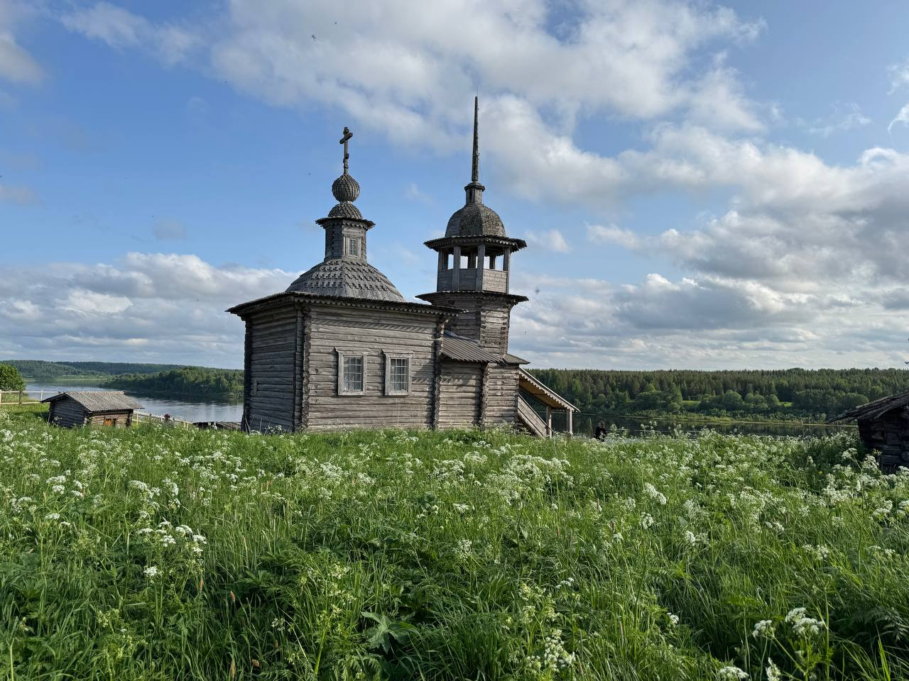 Часовня Введения во храм Пресвятой Богородицы, Средняя Отла, Республика Коми © Валерий Долженко