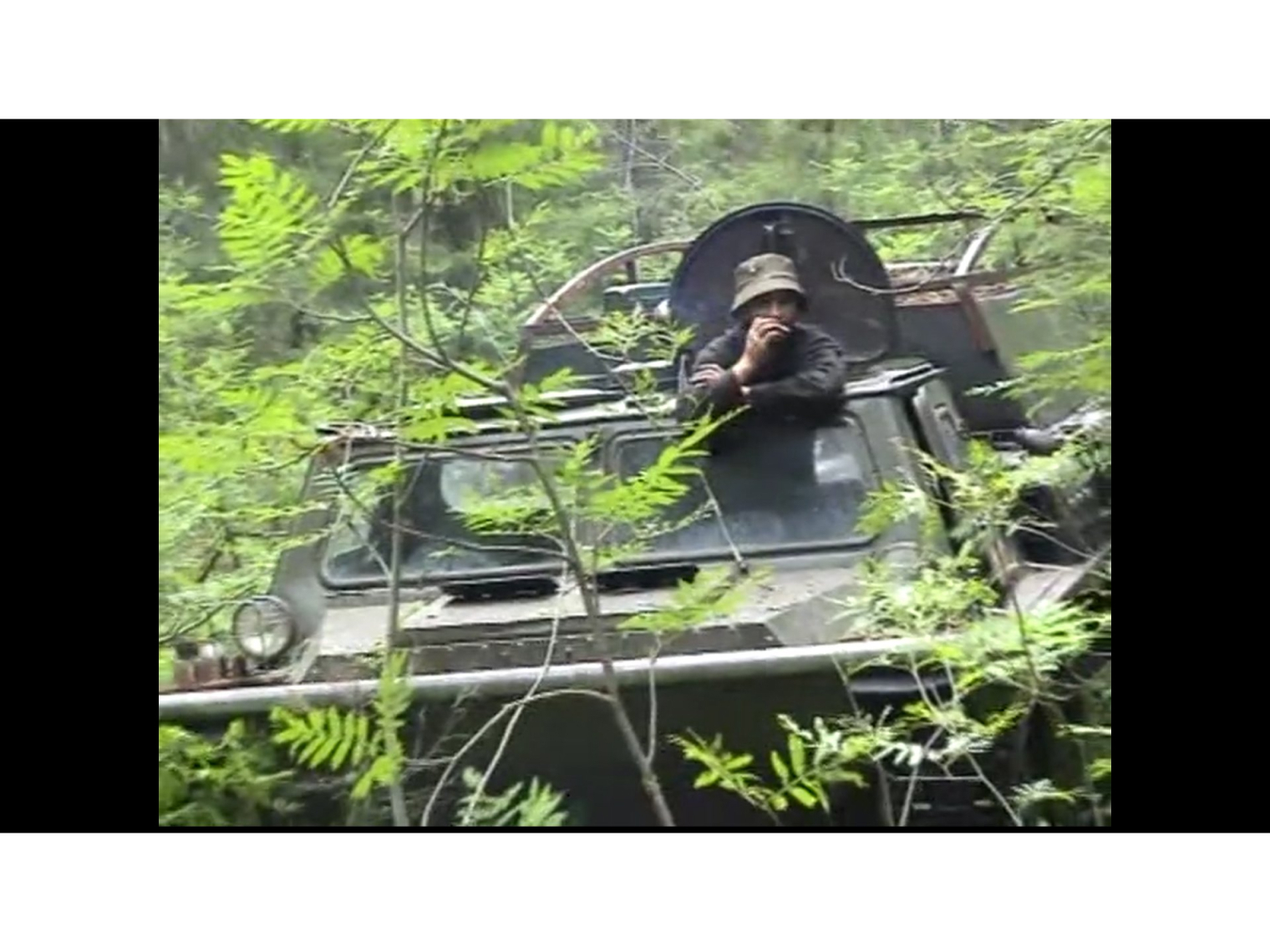  Фрагменты из видео-архива Сергея Конникова, вошедшие в фильм «Поля падения» © Поля падения