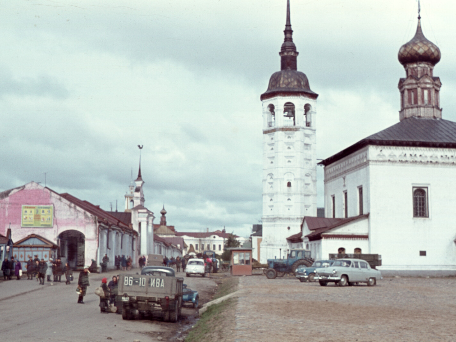 Фотографии Суздаля из поездки в Советский Союз американского художника Ричарда Дибенкорна, 1964 год © Richard Diebenkorn